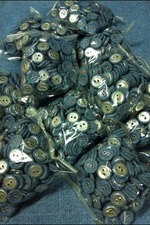 eyelet fabric-covered buttons (2 holes)