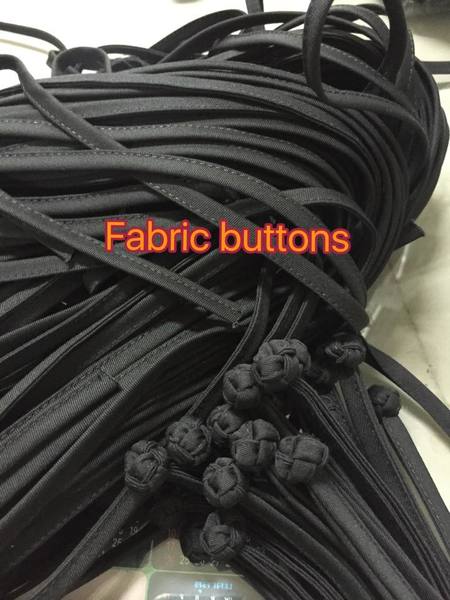 Hand-made Chinese knot button

color: black